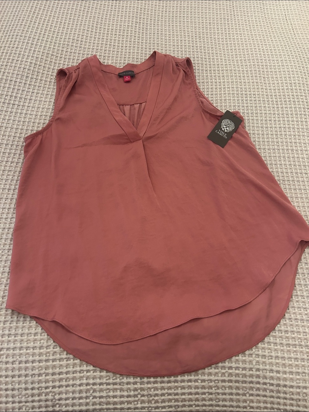 Vince Camuto Sleeveless V-Neck Camisole - Dusty Rose
